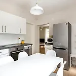 Play And Relax In Lake-parkside Cozy Family Retreat - Jegenye *