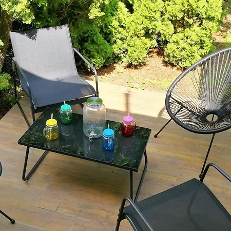 Play And Relax In Lake-parkside Cozy Family Retreat - Jegenye Casa vacanze *