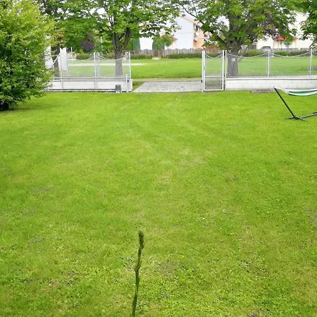 Play And Relax In Lake-parkside Cozy Family Retreat - Jegenye 度假居