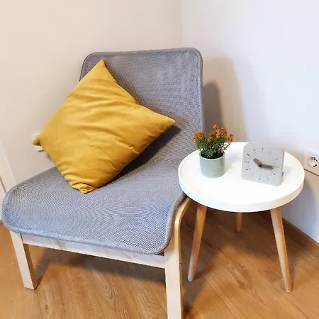 Play And Relax In Lake-parkside Cozy Family Retreat - Jegenye 자르마디