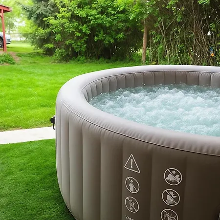 Play And Relax In Lake-parkside Cozy Family Retreat - Jegenye * 자르마디