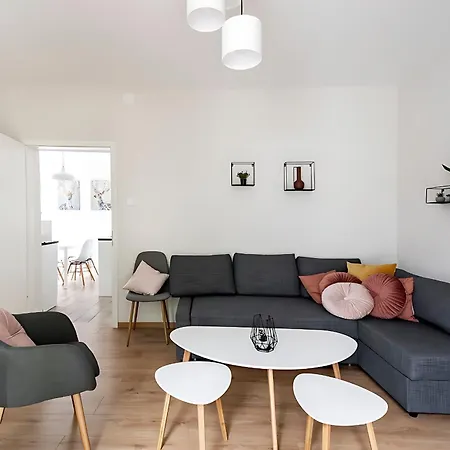 Ferienhaus Play And Relax In Lake-parkside Cozy Family Retreat - Jegenye