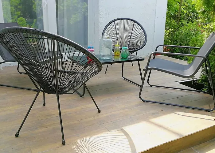 Play And Relax In Lake-parkside Cozy Family Retreat - Jegenye Holiday home