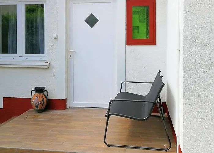 בית נופש Play And Relax In Lake-parkside Cozy Family Retreat - Jegenye