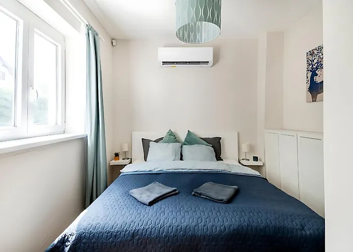 Play And Relax In Lake-parkside Cozy Family Retreat - Jegenye Holiday home