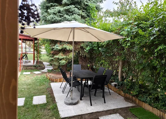 Play And Relax In Lake-parkside Cozy Family Retreat - Jegenye Holiday home Zamardi