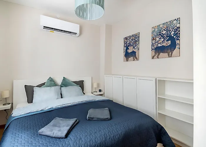 Play And Relax In Lake-parkside Cozy Family Retreat - Jegenye בית נופש *